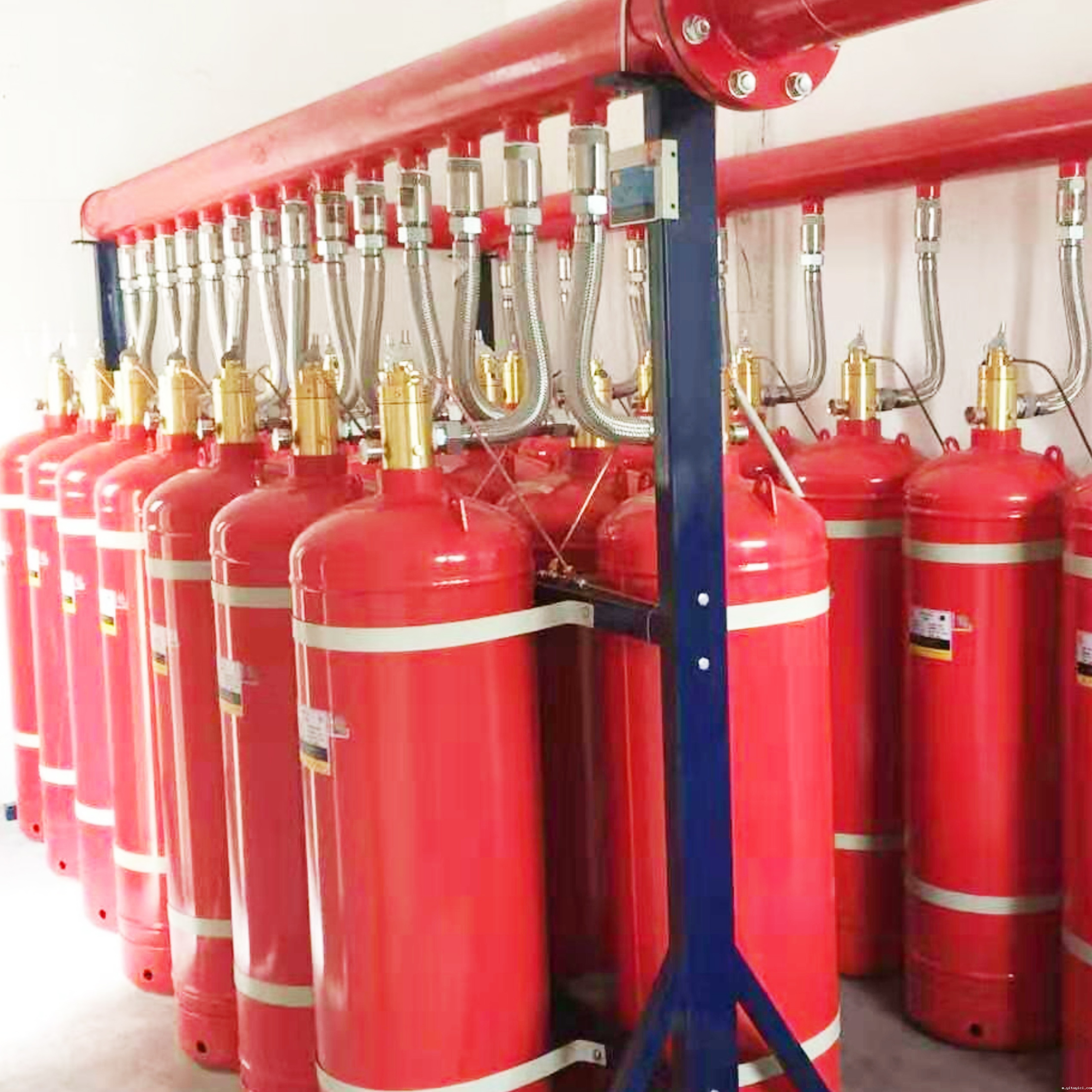 使用气体灭火系统时,如何进行人员培训 使用气体灭火系统时,如何进行人员培训