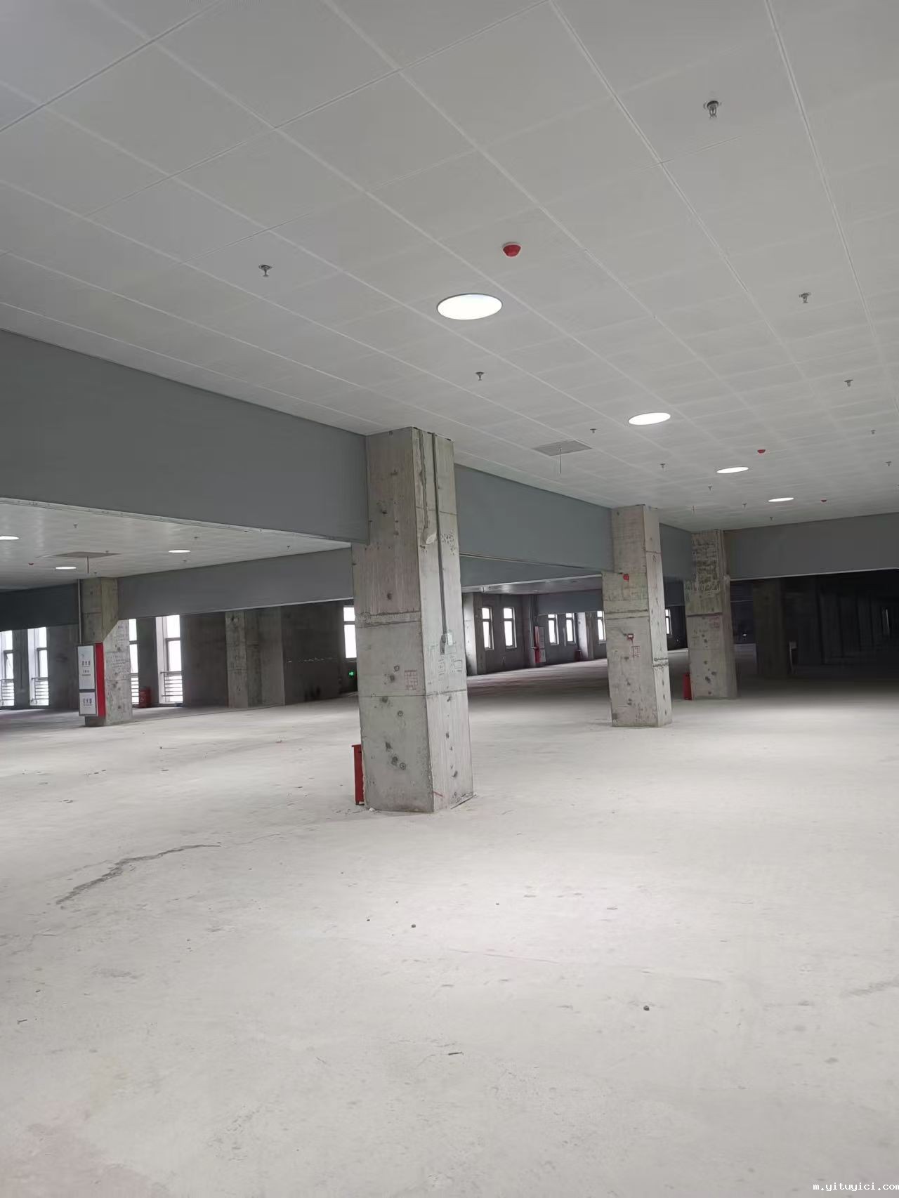 挡烟垂壁 挡烟垂壁