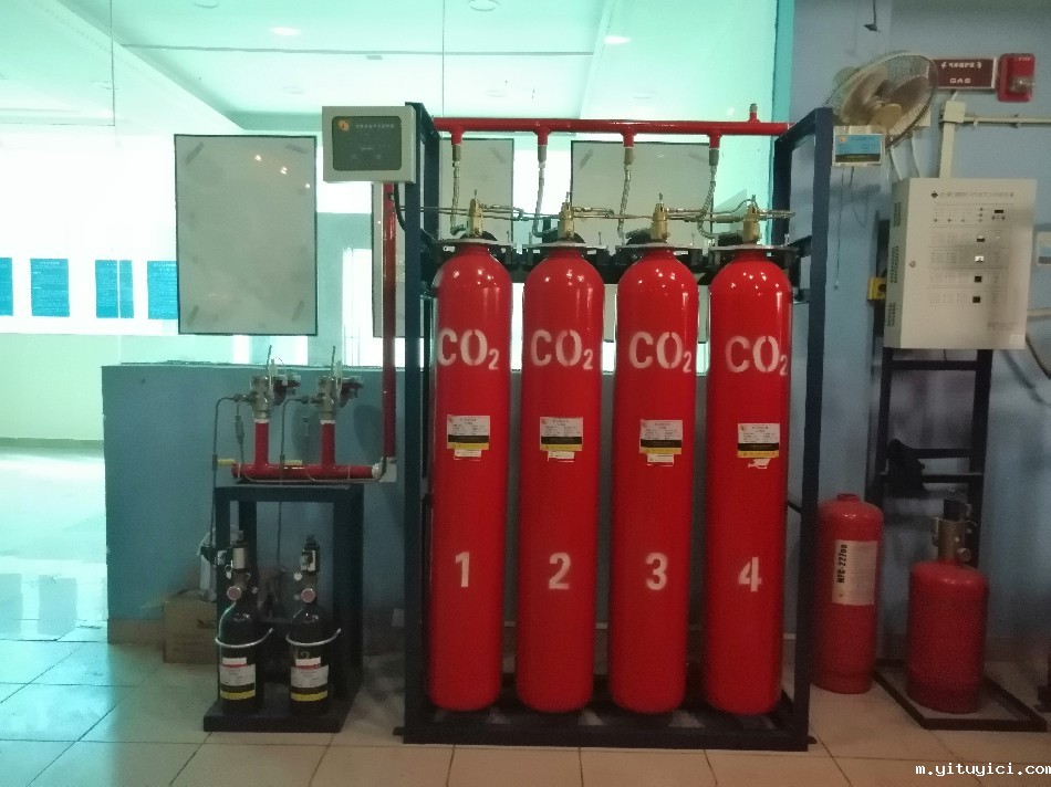 二氧化碳气体灭火系统 二氧化碳气体灭火系统